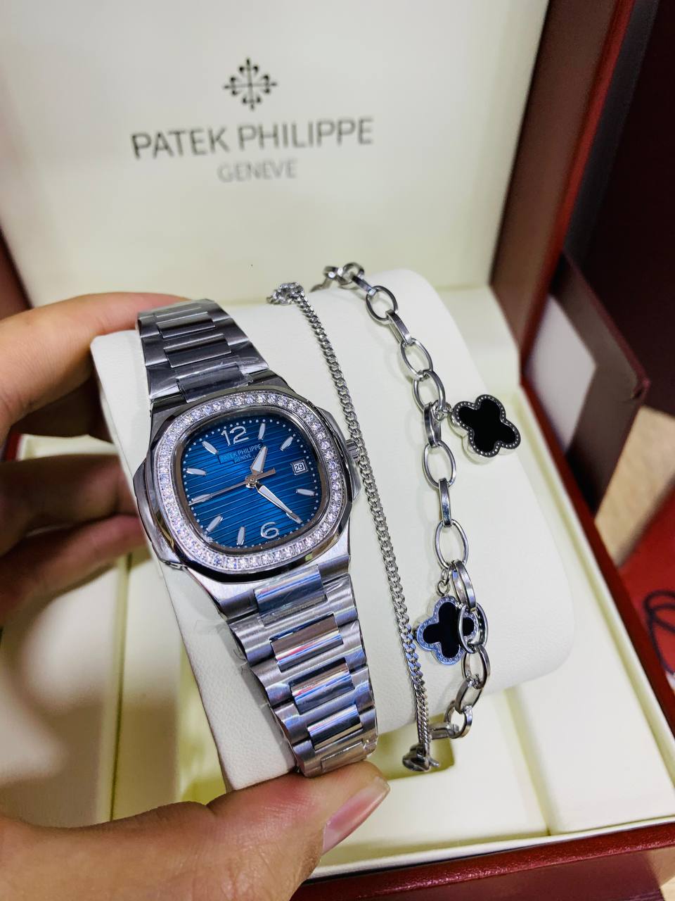 Montre Patek Fond Bleu Pour femme